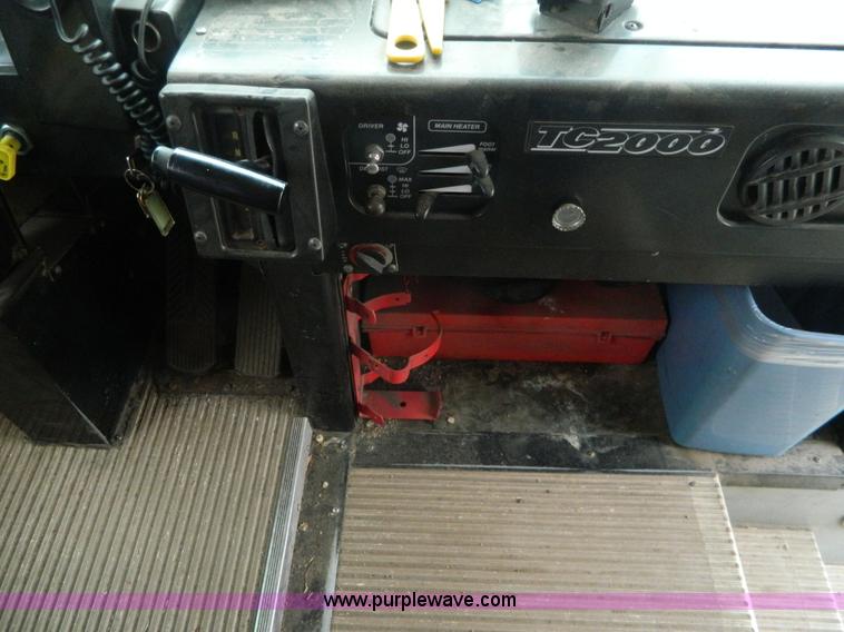 image for item H2426 1995 Blue Bird TC2000 bus