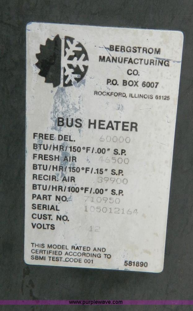 image for item H2428 1991 International 3800 bus