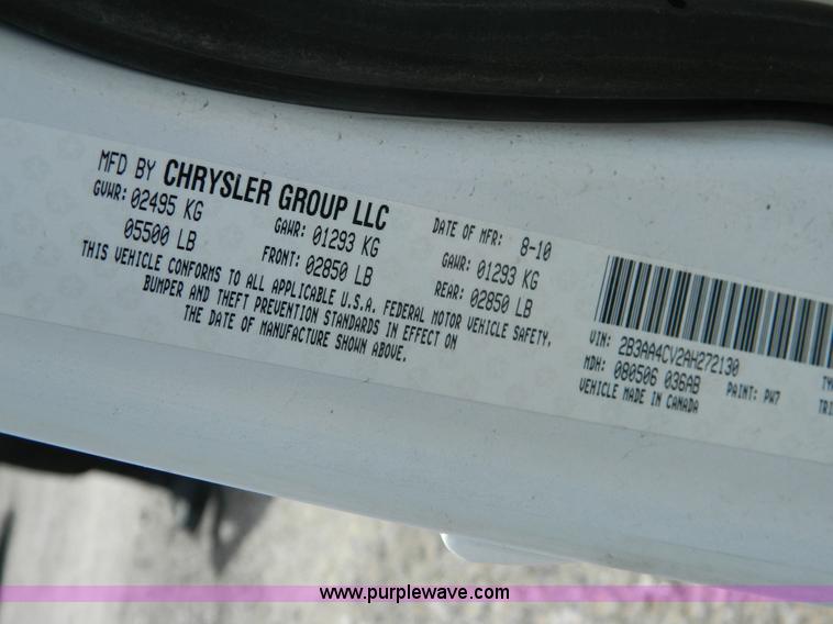 image for item H2442 2010 Dodge Charger