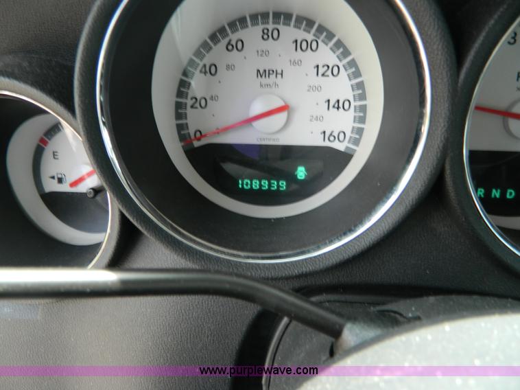 image for item H2442 2010 Dodge Charger