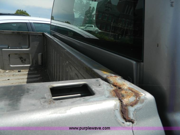 image for item H2443 1999 Chevrolet Silverado 1500 pickup truck