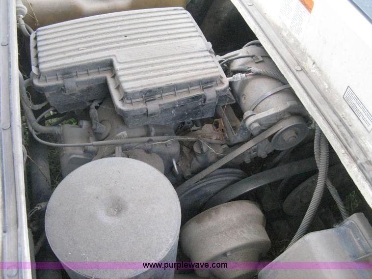 image for item H5281 1997 Yamaha G16A golf cart