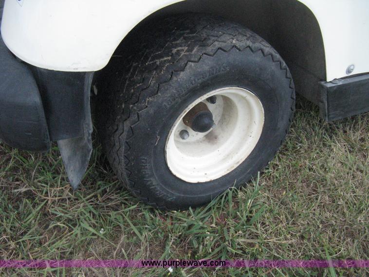 image for item H5281 1997 Yamaha G16A golf cart