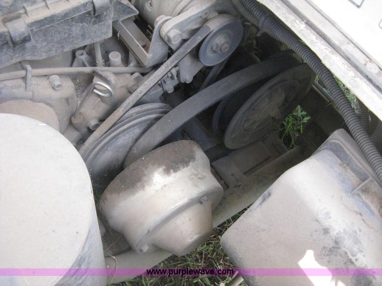 image for item H5282 1997 Yamaha G16A golf cart