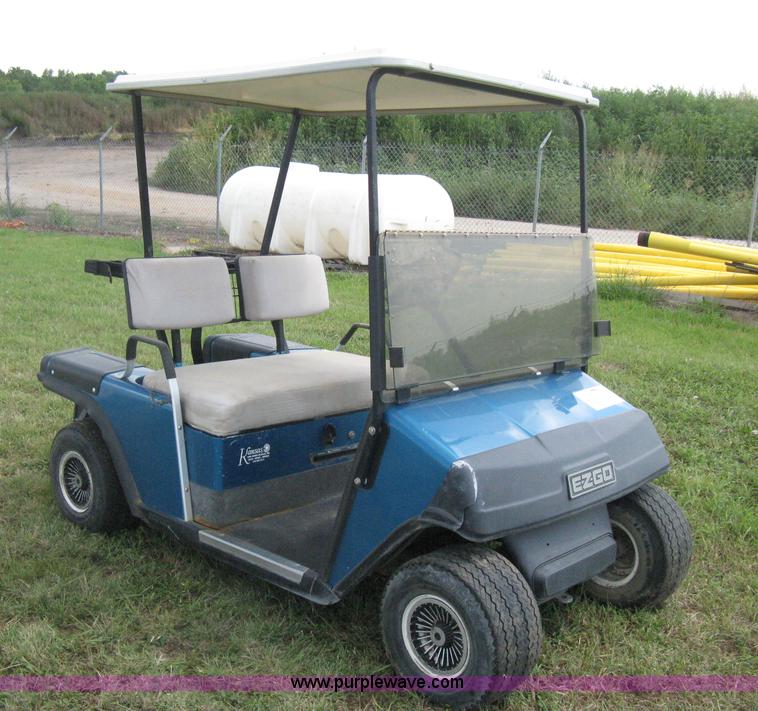 image for item H5283 Ez-go electric golf cart