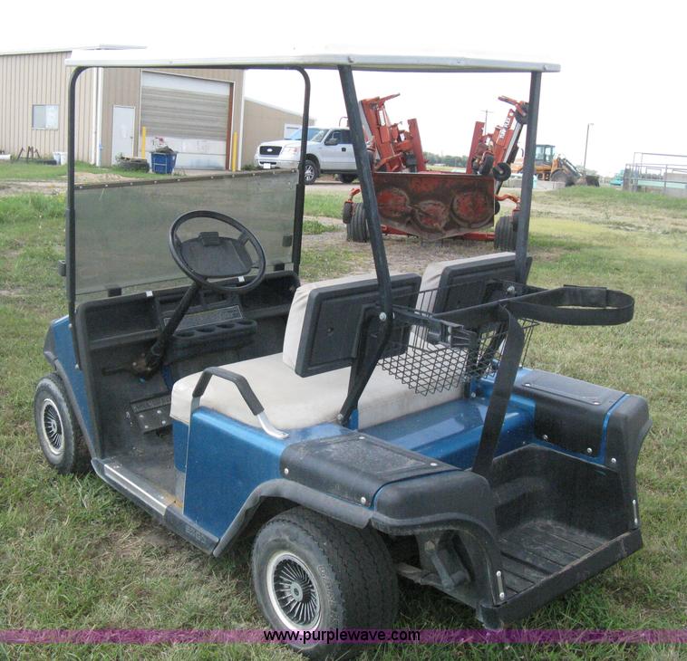 image for item H5283 Ez-go electric golf cart