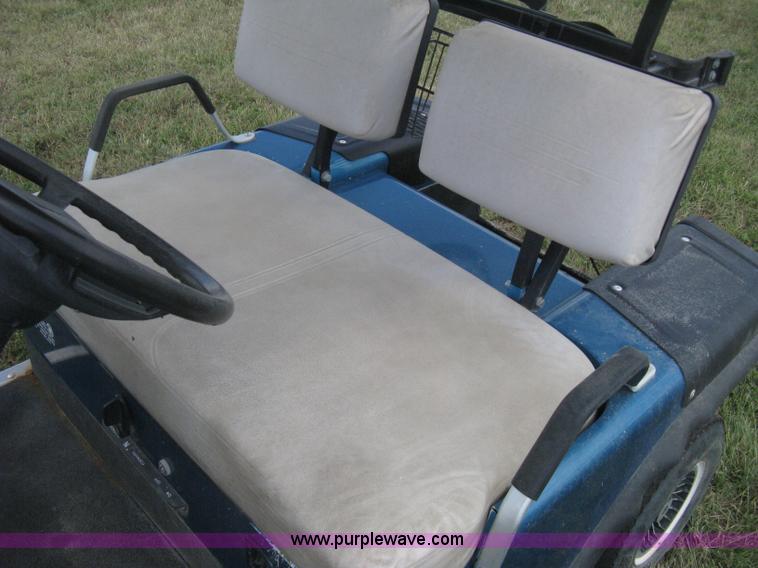 image for item H5283 Ez-go electric golf cart