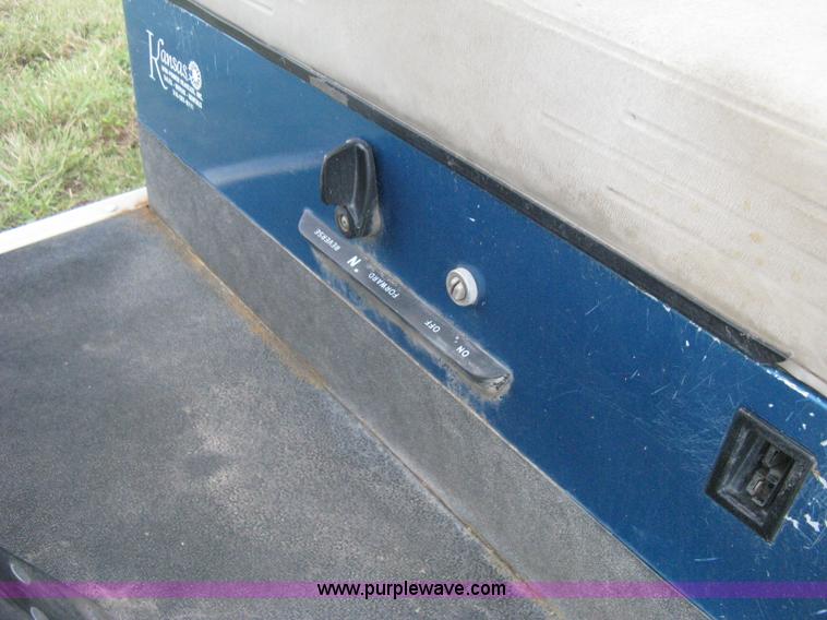 image for item H5283 Ez-go electric golf cart