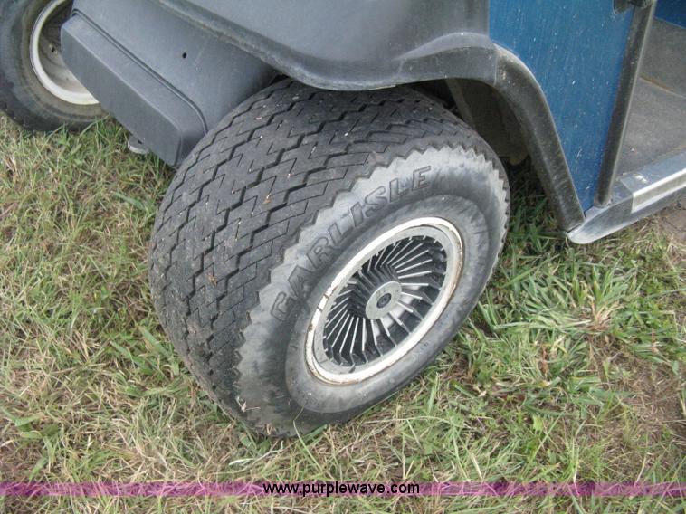 image for item H5283 Ez-go electric golf cart