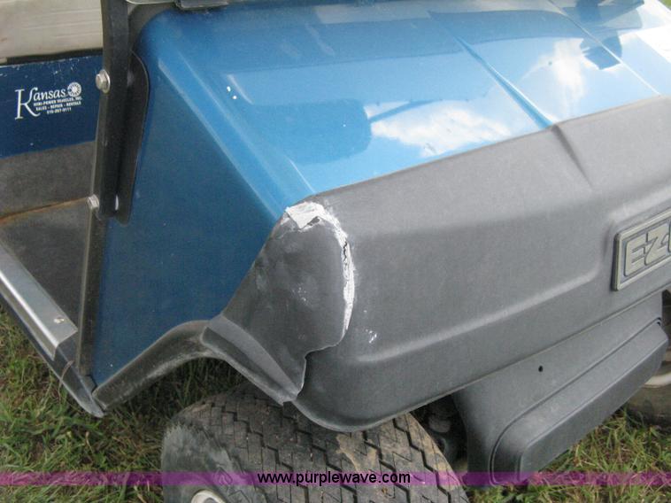 image for item H5283 Ez-go electric golf cart