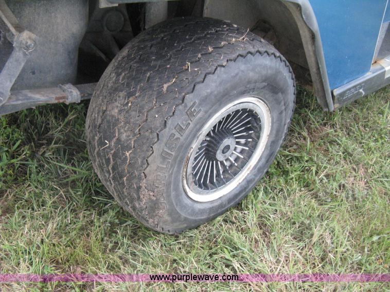 image for item H5283 Ez-go electric golf cart