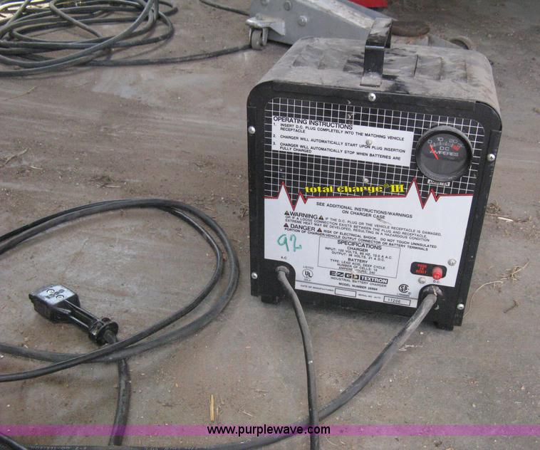 image for item H5283 Ez-go electric golf cart