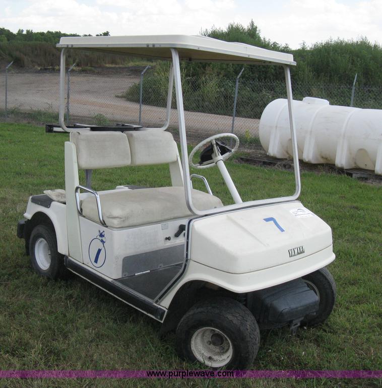 image for item H5284 Yamaha golf cart