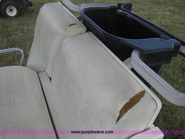 image for item H5284 Yamaha golf cart