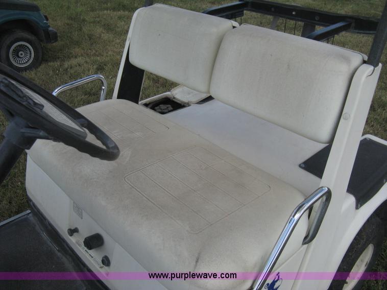 image for item H5285 Yamaha golf cart
