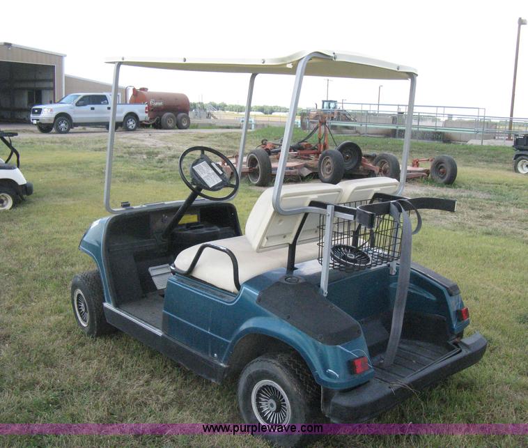image for item H5286 Yamaha electric golf cart