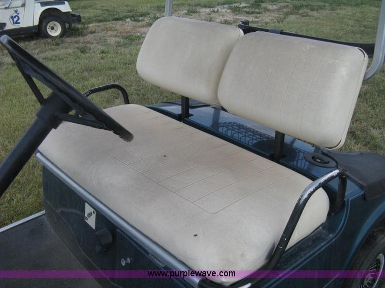image for item H5286 Yamaha electric golf cart