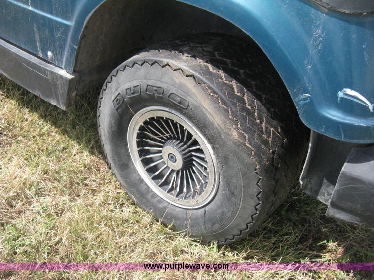 image for item H5286 Yamaha electric golf cart