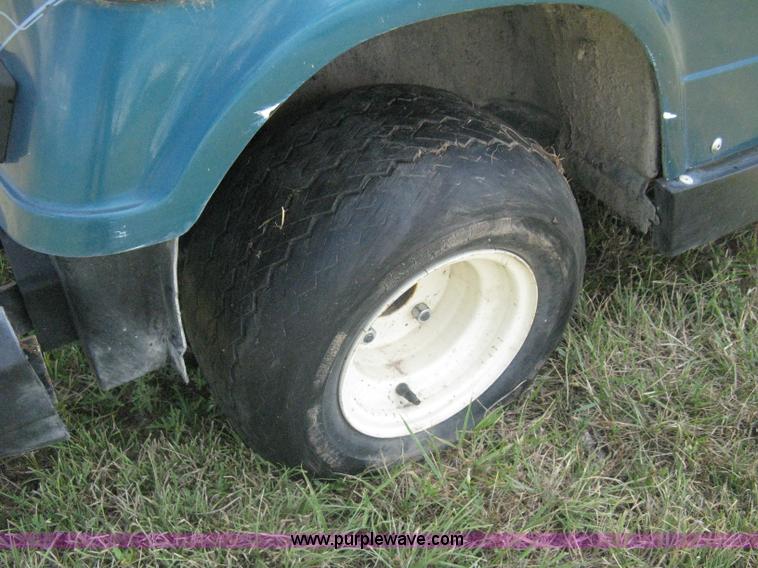 image for item H5286 Yamaha electric golf cart