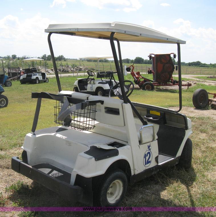 image for item H5287 Yamaha golf cart
