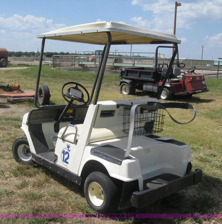 image for item H5287 Yamaha golf cart