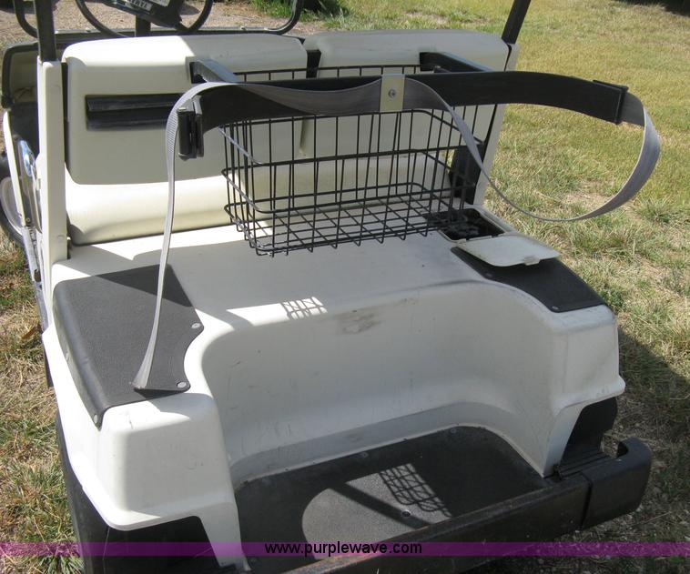 image for item H5287 Yamaha golf cart