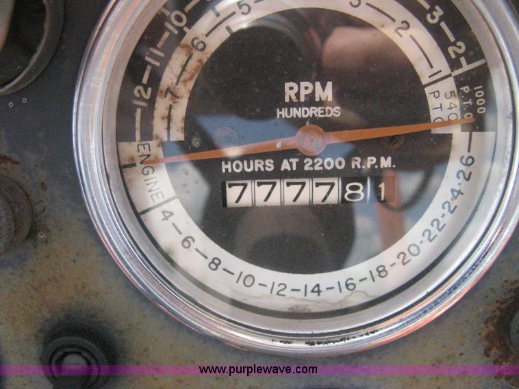 image for item H5288 Allis Chalmers 190XT tractor