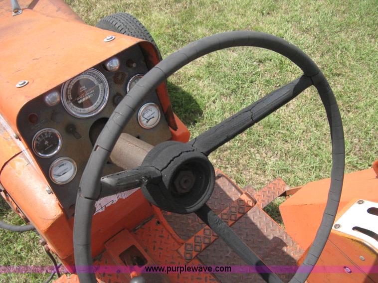 image for item H5288 Allis Chalmers 190XT tractor