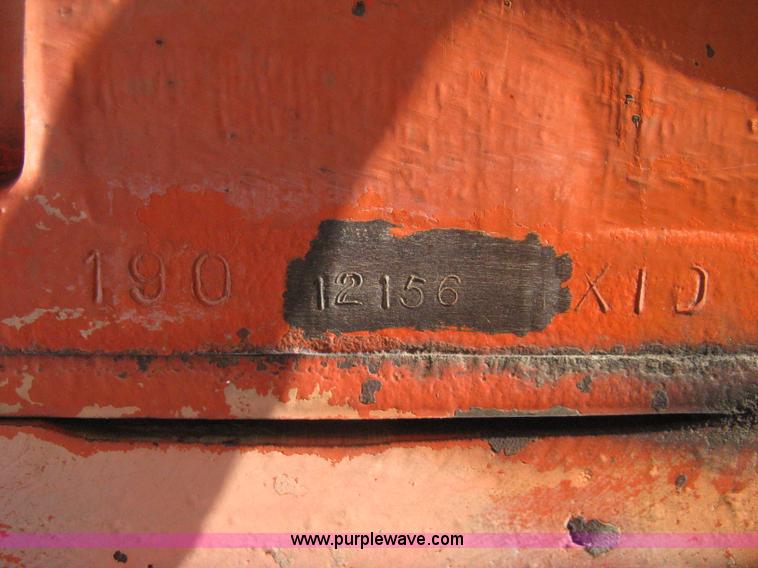 image for item H5288 Allis Chalmers 190XT tractor