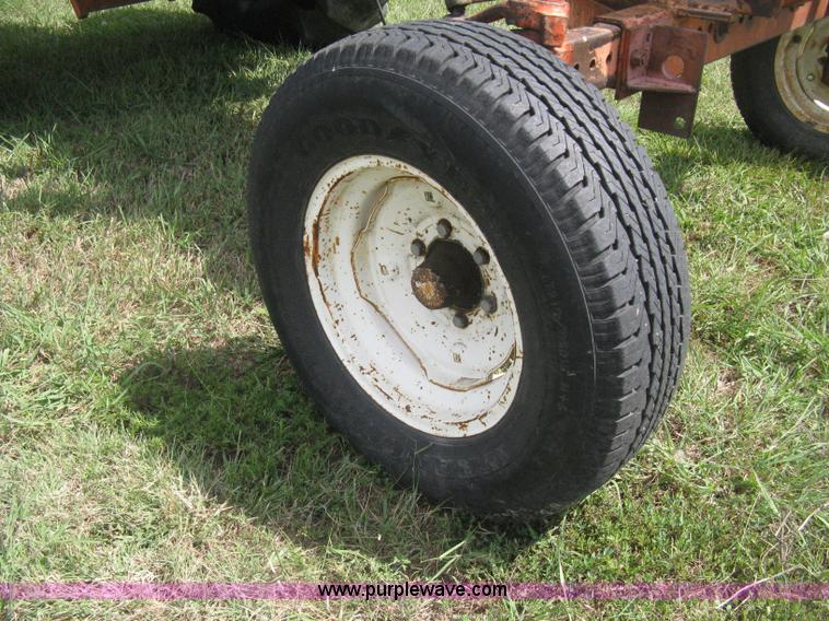 image for item H5288 Allis Chalmers 190XT tractor