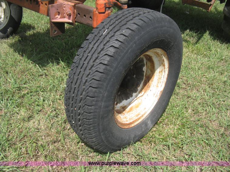 image for item H5288 Allis Chalmers 190XT tractor