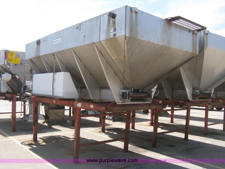 image for item H5304 Henderson slide-in salt/sand spreader