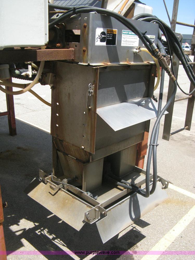 image for item H5304 Henderson slide-in salt/sand spreader