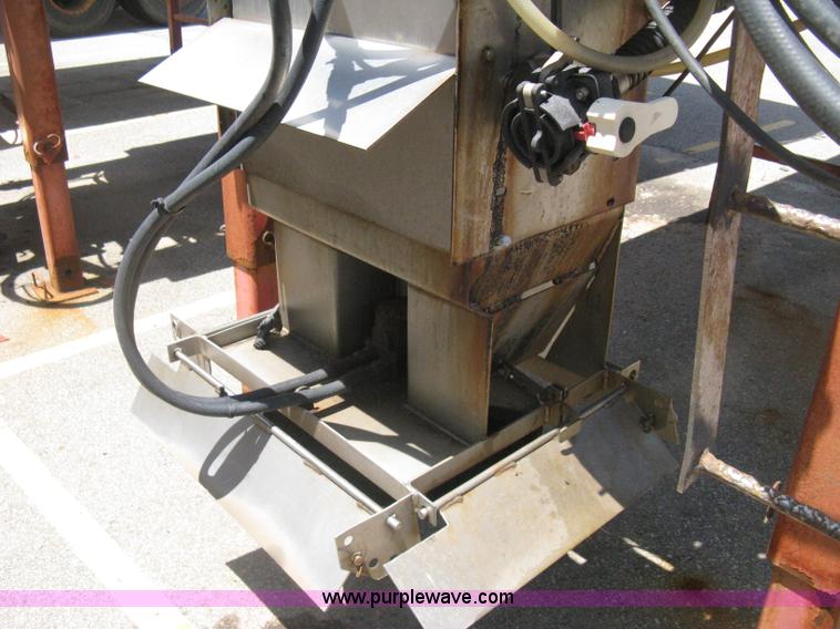 image for item H5304 Henderson slide-in salt/sand spreader