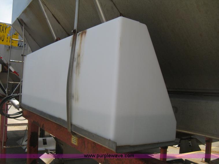 image for item H5304 Henderson slide-in salt/sand spreader