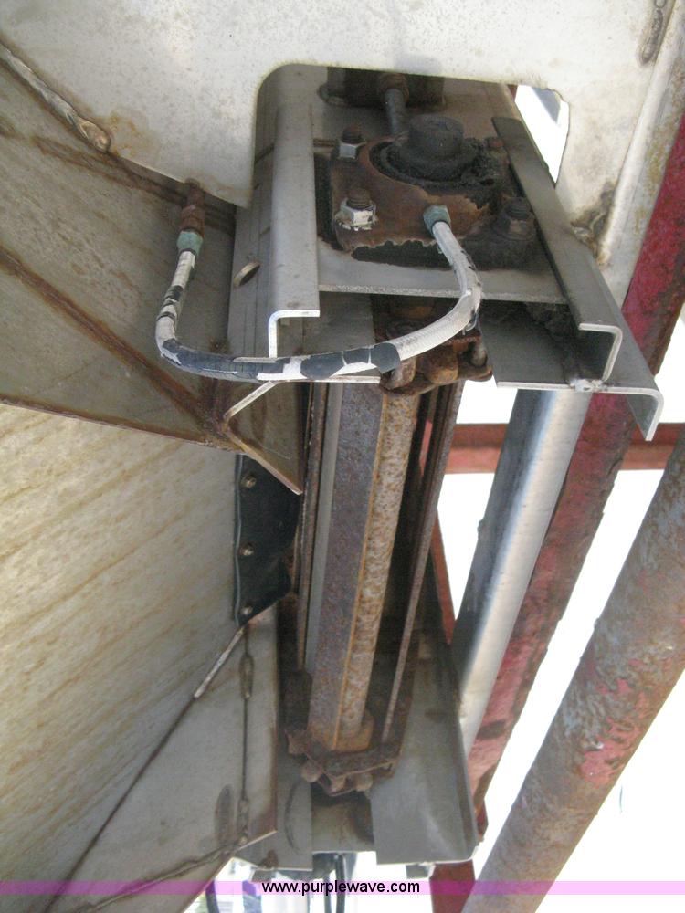 image for item H5304 Henderson slide-in salt/sand spreader