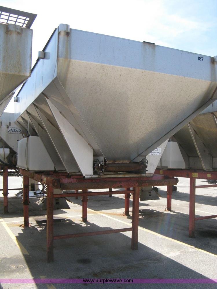 image for item H5305 Flink slide-in salt/sand spreader