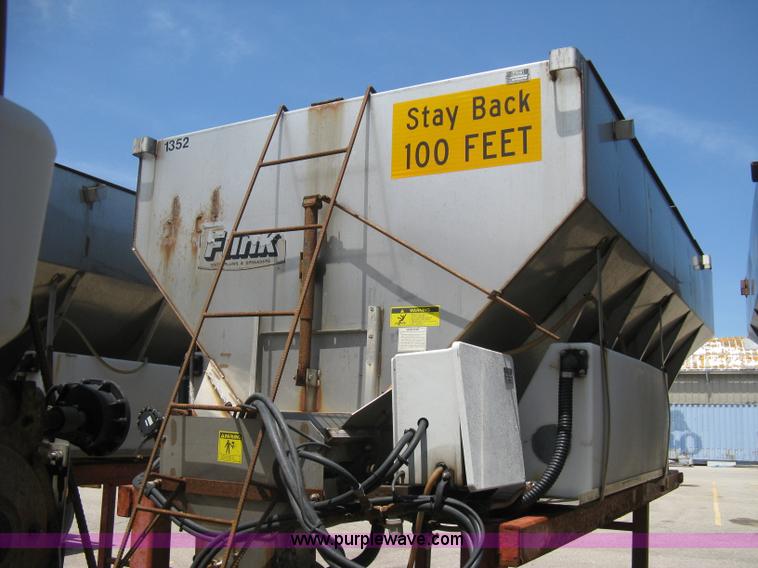 image for item H5305 Flink slide-in salt/sand spreader