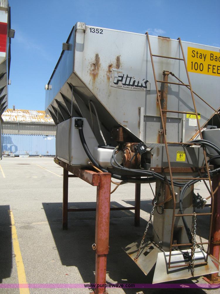 image for item H5305 Flink slide-in salt/sand spreader