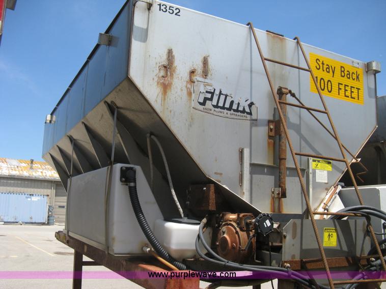 image for item H5305 Flink slide-in salt/sand spreader
