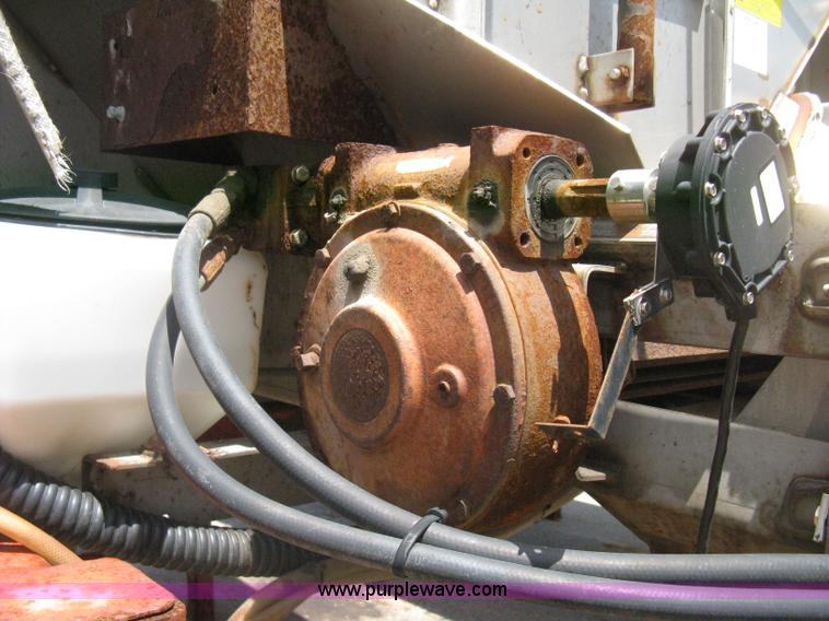 image for item H5305 Flink slide-in salt/sand spreader