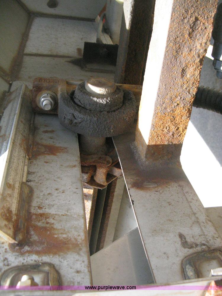 image for item H5305 Flink slide-in salt/sand spreader