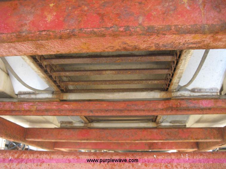 image for item H5305 Flink slide-in salt/sand spreader