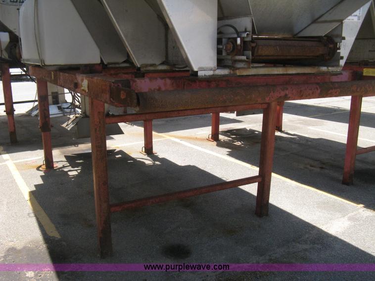 image for item H5305 Flink slide-in salt/sand spreader