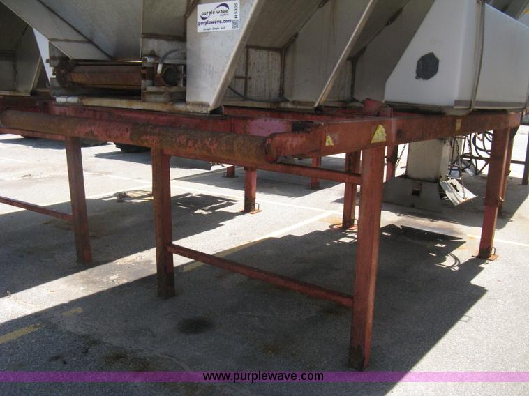 image for item H5305 Flink slide-in salt/sand spreader