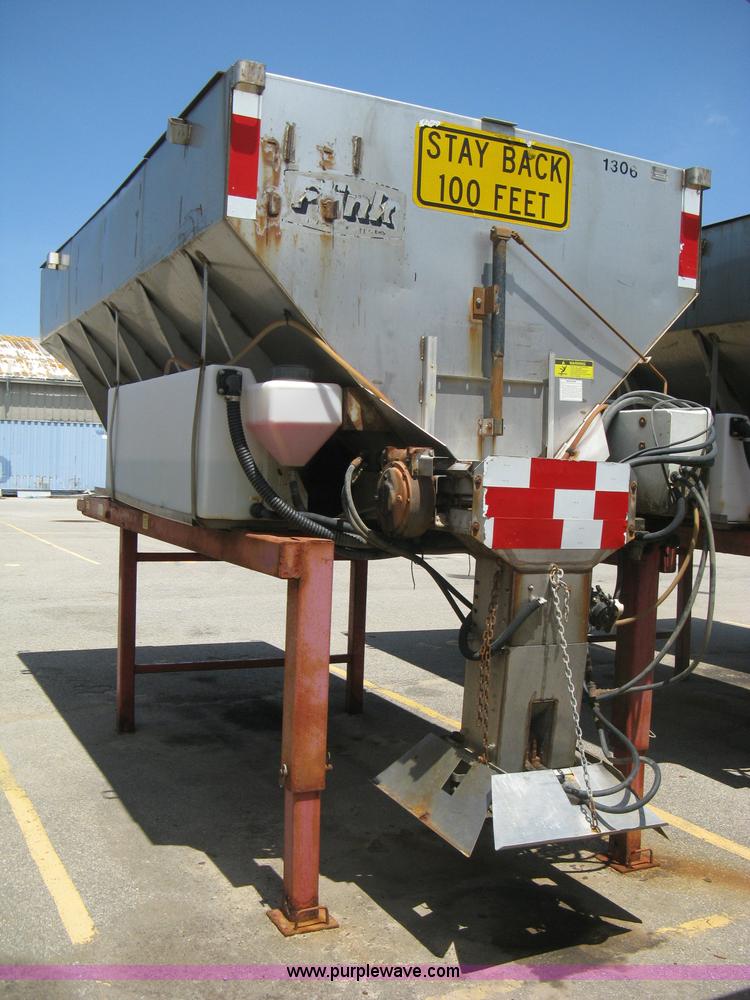 image for item H5306 Flink slide-in salt/sand spreader