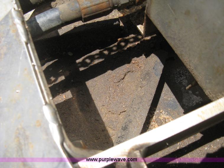 image for item H5306 Flink slide-in salt/sand spreader