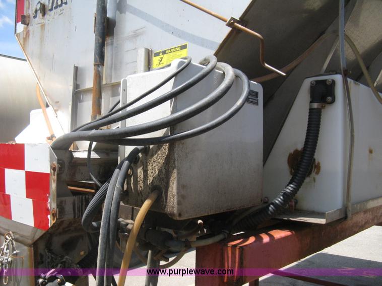 image for item H5306 Flink slide-in salt/sand spreader