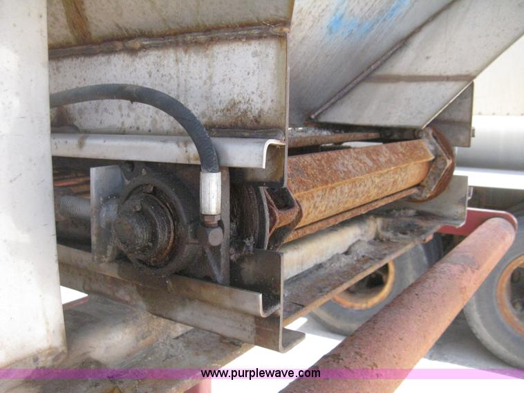 image for item H5306 Flink slide-in salt/sand spreader