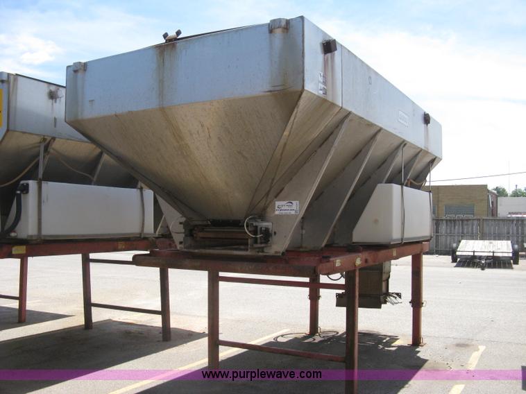 image for item H5307 Henderson slide-in salt/sand spreader